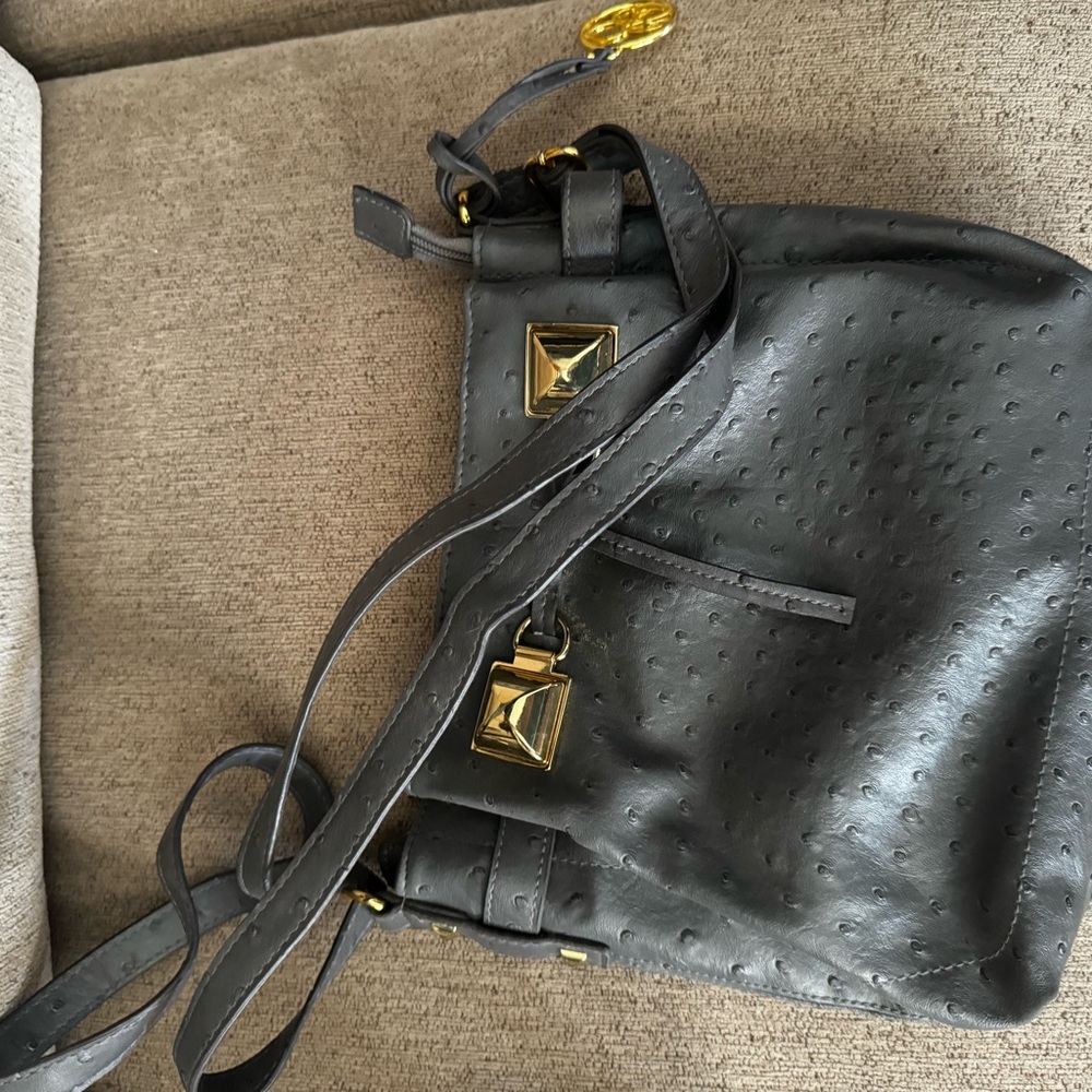 Jessica Simpson Ostrich medium bag - Picture 2 of 4